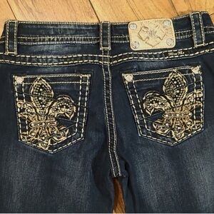 Like New Gorgeous Miss Me Midrise Easy Straight Jeans With 33” Inseam